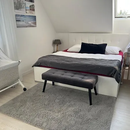 Hakuna Matata - 2 Schlafzimmer - 3 - Netflix - S-bahn - Parkplatz - Kinderfreundlich - Immanuel Helios Klinikum Kolonie Rontgental